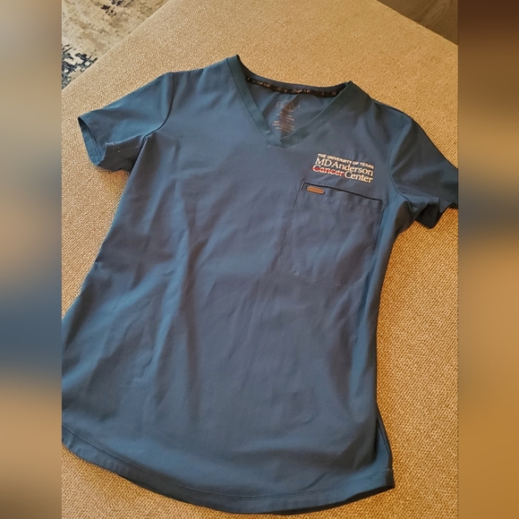Scrub Tops - Picture 2 of 5